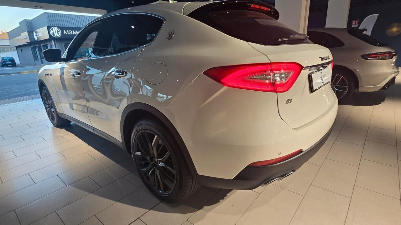 Maserati Levante V6 Diesel AWD Gransport