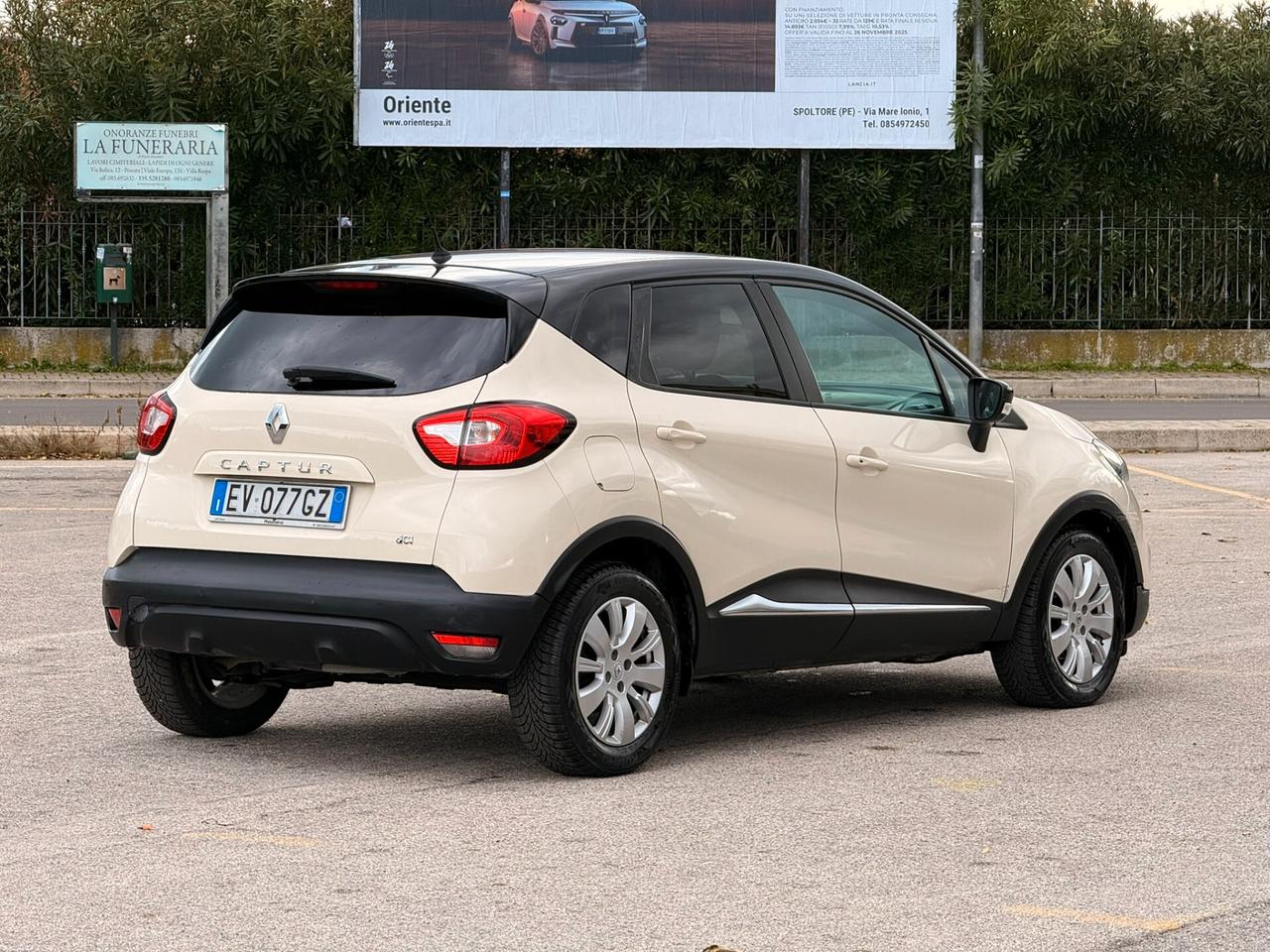 Renault Captur 1.5 dCi GARANZIA 12 MESI