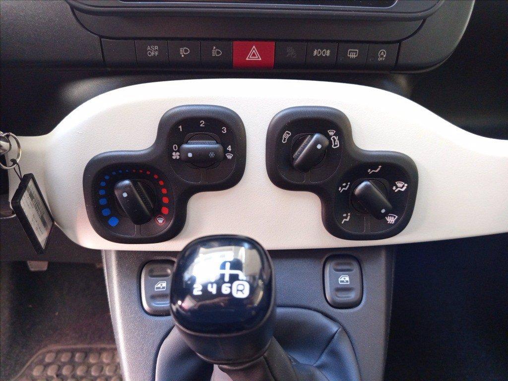 FIAT Pandina Cross 1.0 firefly hybrid s&s 70cv del 2025