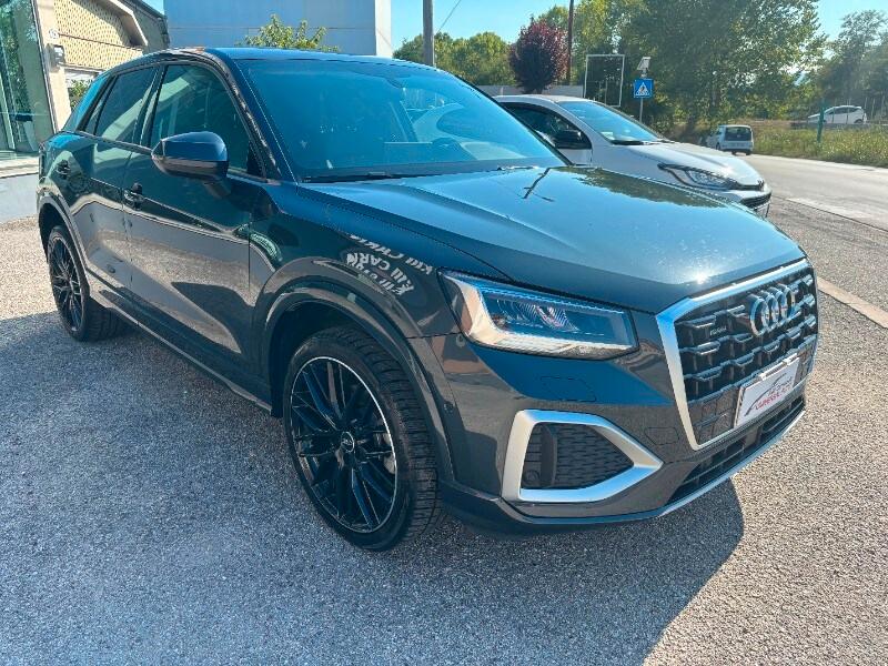 AUDI Q2 Q2 35 TDI quattro S tronic Admired Adva...