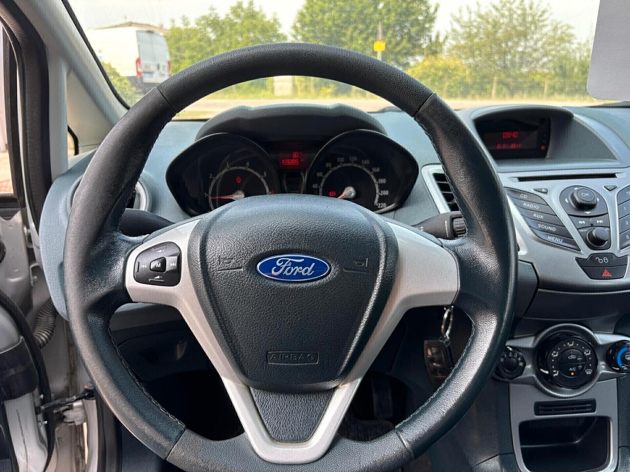 Ford Fiesta 1.2 benzina Neopatentati