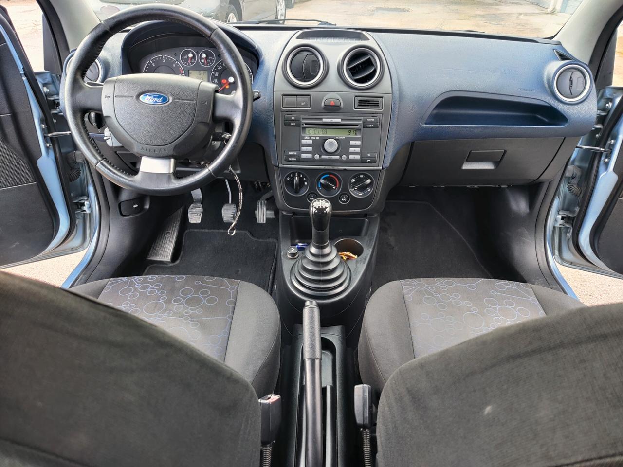 Ford Fiesta 1.4 TDCi 5p. Ghia