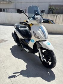 PIAGGIO Beverly 350 i.e. sport touring