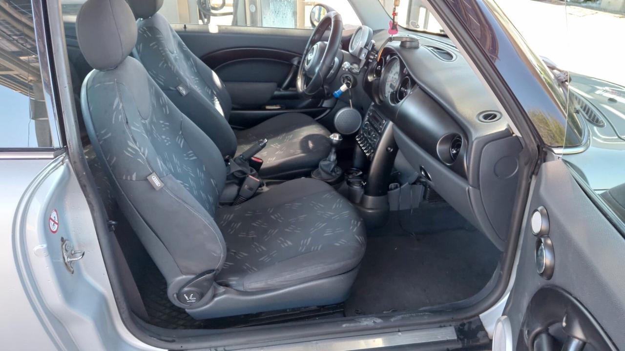 Mini 1.4 tdi One D ok neopatentati