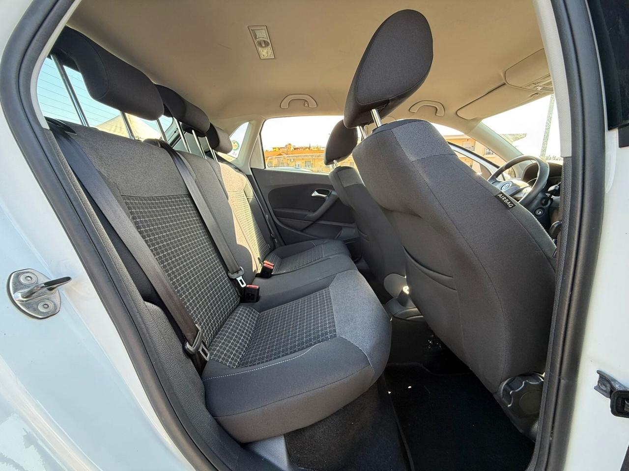 Volkswagen Polo 1.4 TDI 5p. Business
