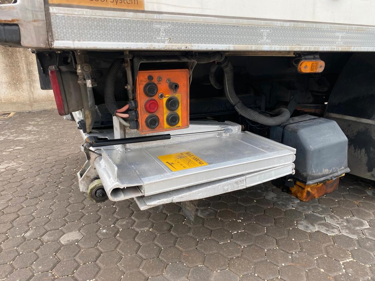 IVECO DAILY 60C15 – FRIGO DOPPIA TEMPERATURA | SPONDA 1000KG