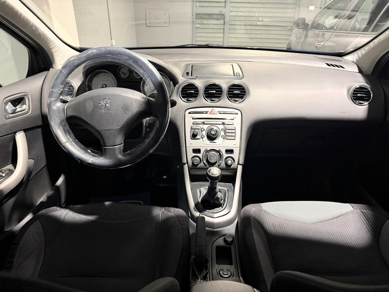 Peugeot 308 1.6HDI EDITION NAVI UNICO PROPRIETARIO