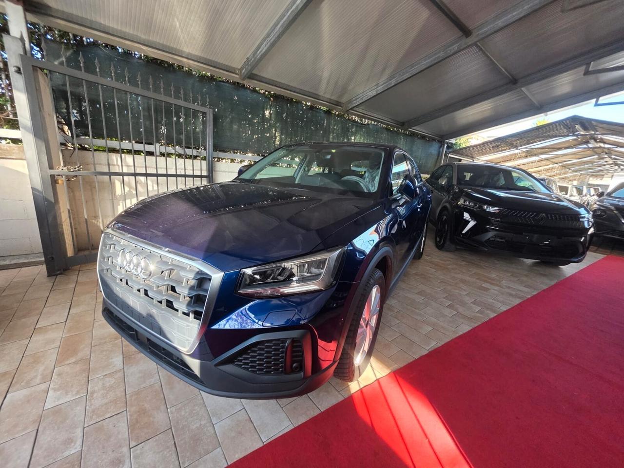 Audi Q2 35 TDI quattro S tronic Identity Black