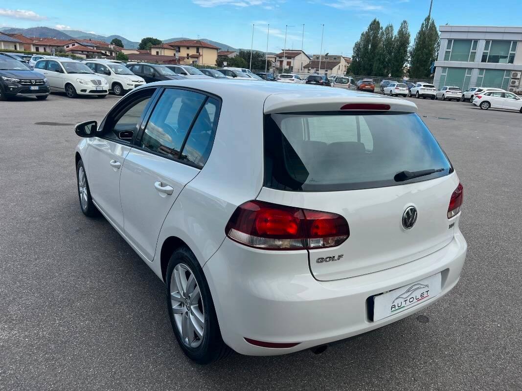 Volkswagen Golf 1.6 tdi Highline 5p
