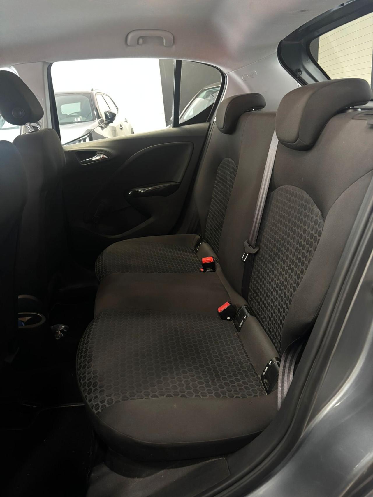 Opel Corsa 1.4 90CV GPL Tech 5 porte Black Edition