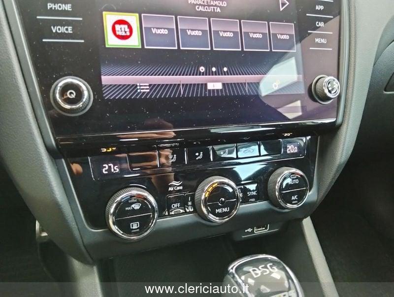 Škoda Octavia 2.0 TDI DSG Wagon RS (TETTO)