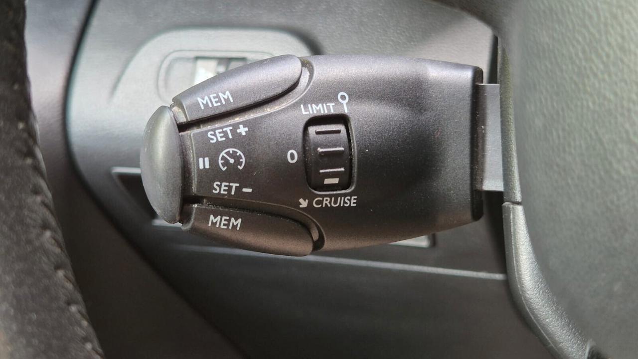 Toyota Proace City Verso 1.2 110 CV S&S Short D Executive 2021 PERFETTA leggi testo