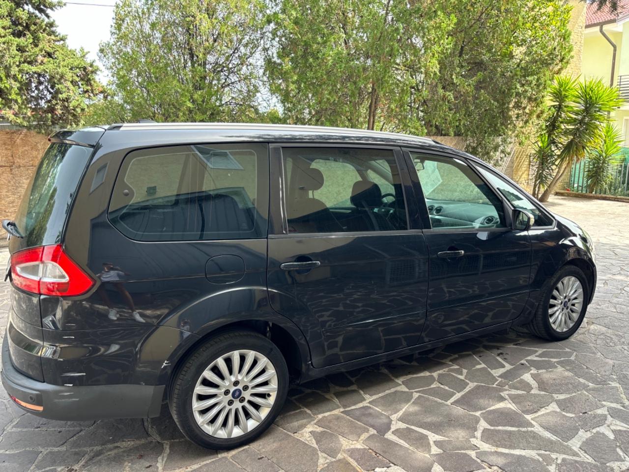 Ford Galaxy 2.0 TDCi 7 posti 163 CV New Titanium