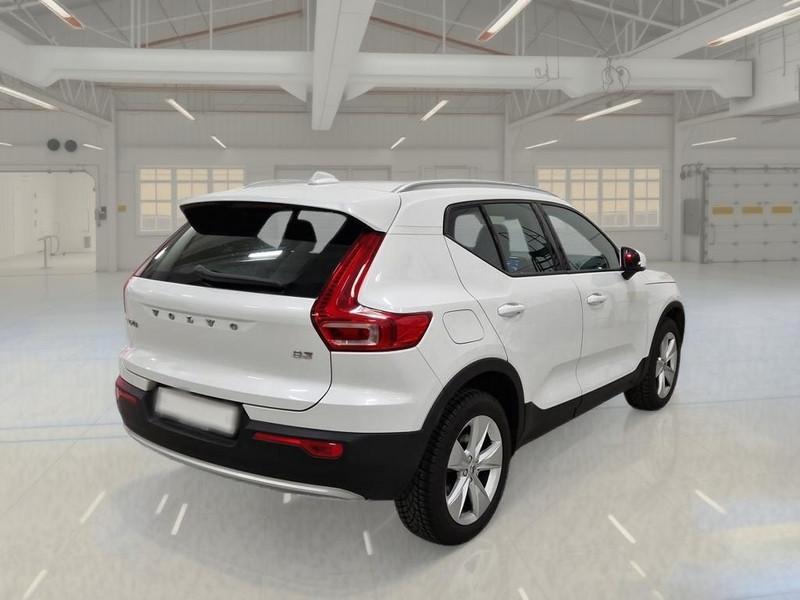 VOLVO XC40 B3 AUTOMATICO CORE 5 PORTE SUV