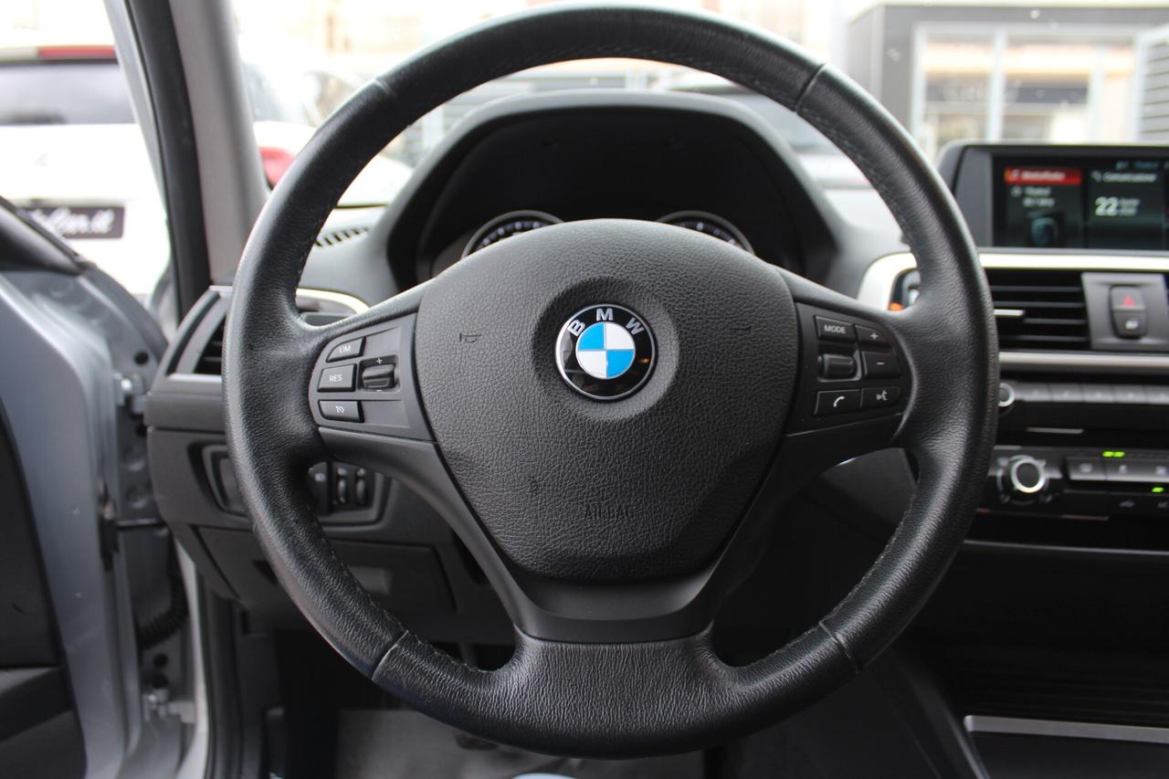 Bmw 116 116d 5p. Advantage