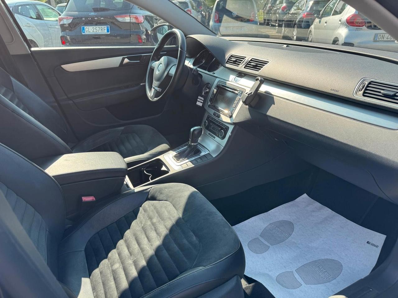 Volkswagen Passat VARIANT 2.0 TDI 140CV DSG HIGHLINE 2012