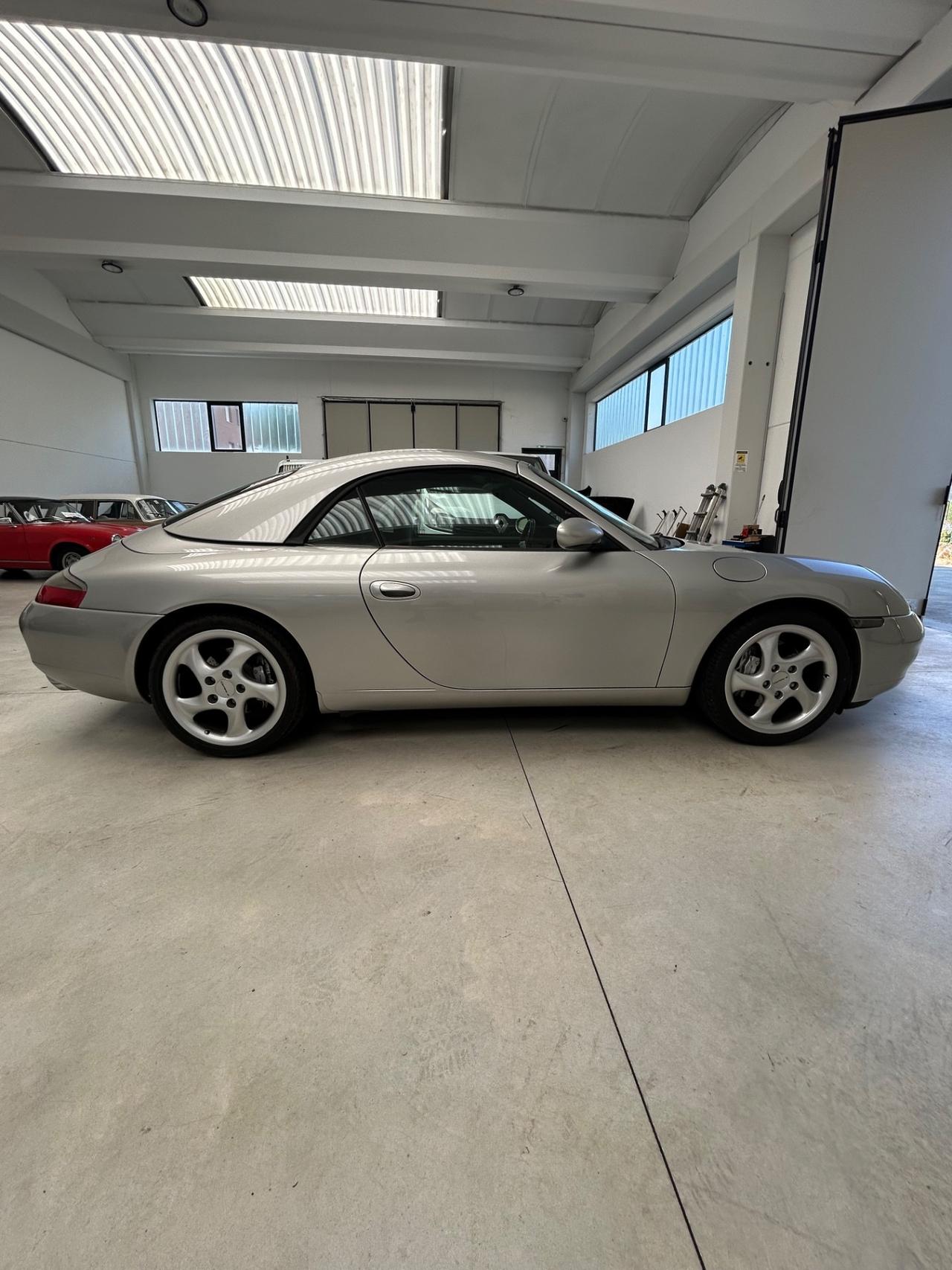 Porsche 911 Carrera 4 cat Cabriolet