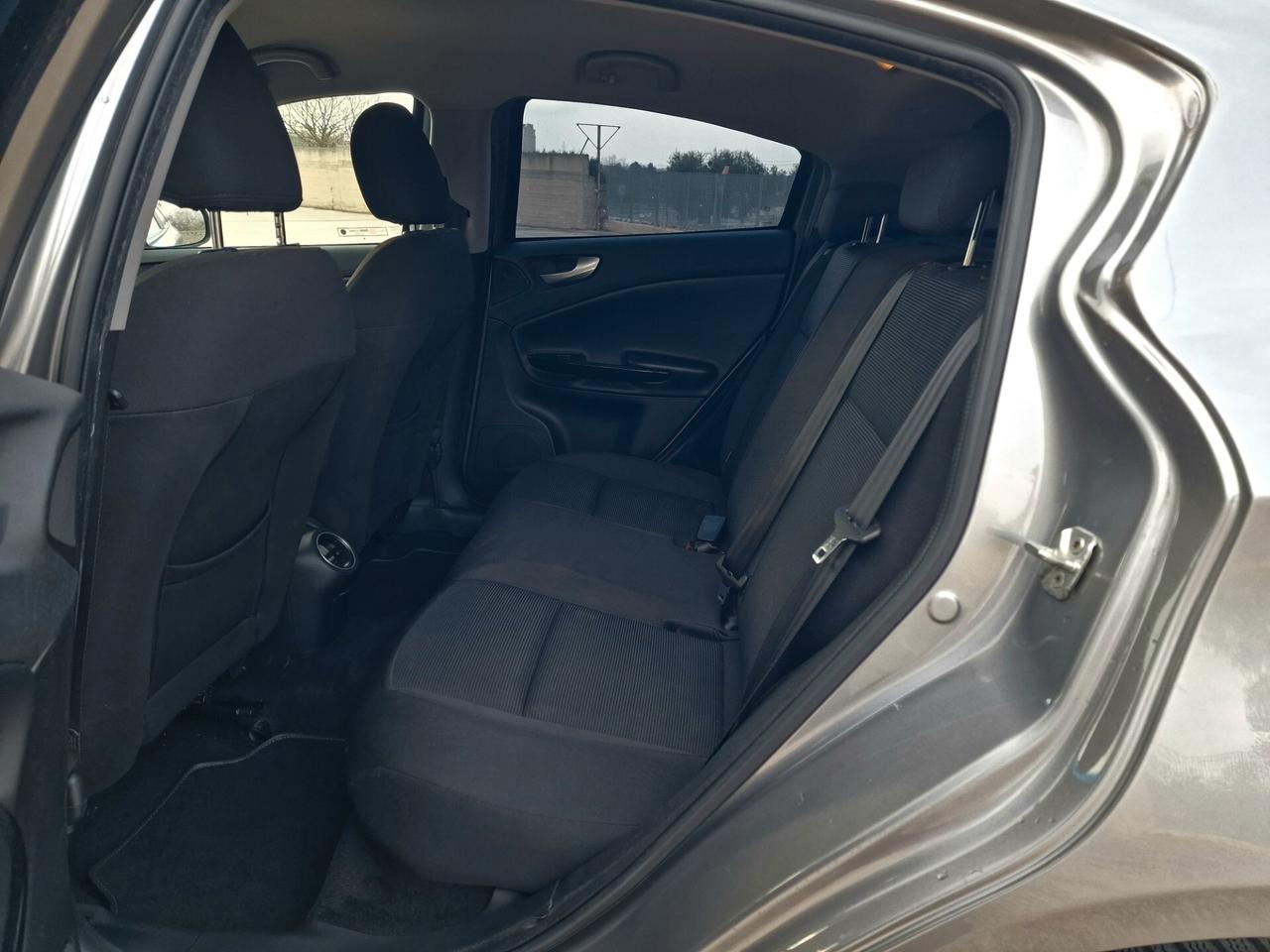 Alfa Romeo Giulietta 1.6 JTDm-2 105 CV Progression