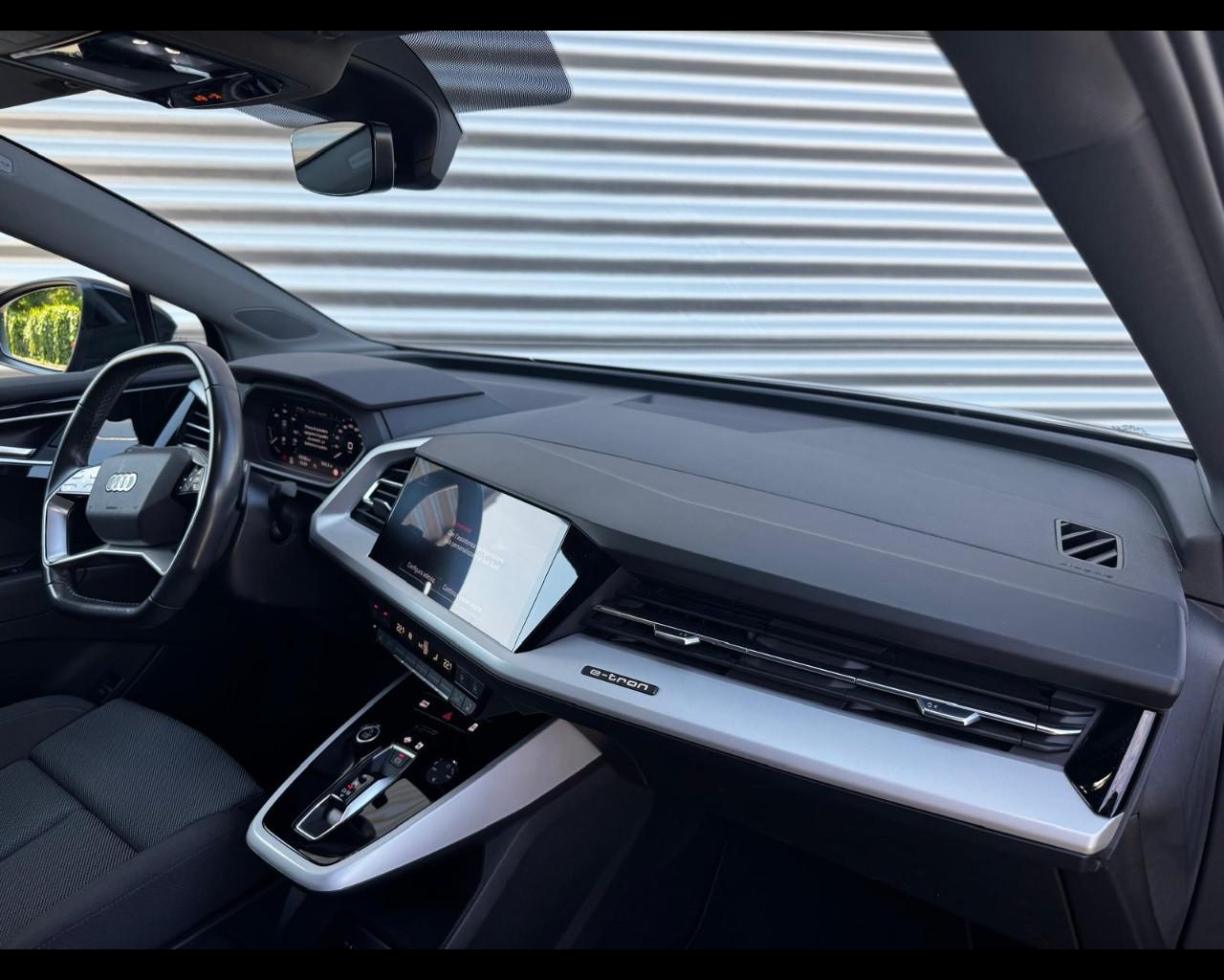 AUDI Q4 SPORTBACK E-TRON 40 BUSINESS