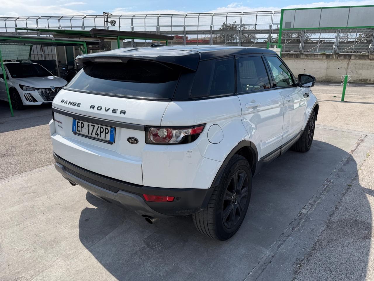 Land Rover Range Evoque 2.2 TD4 5p. Dynamic