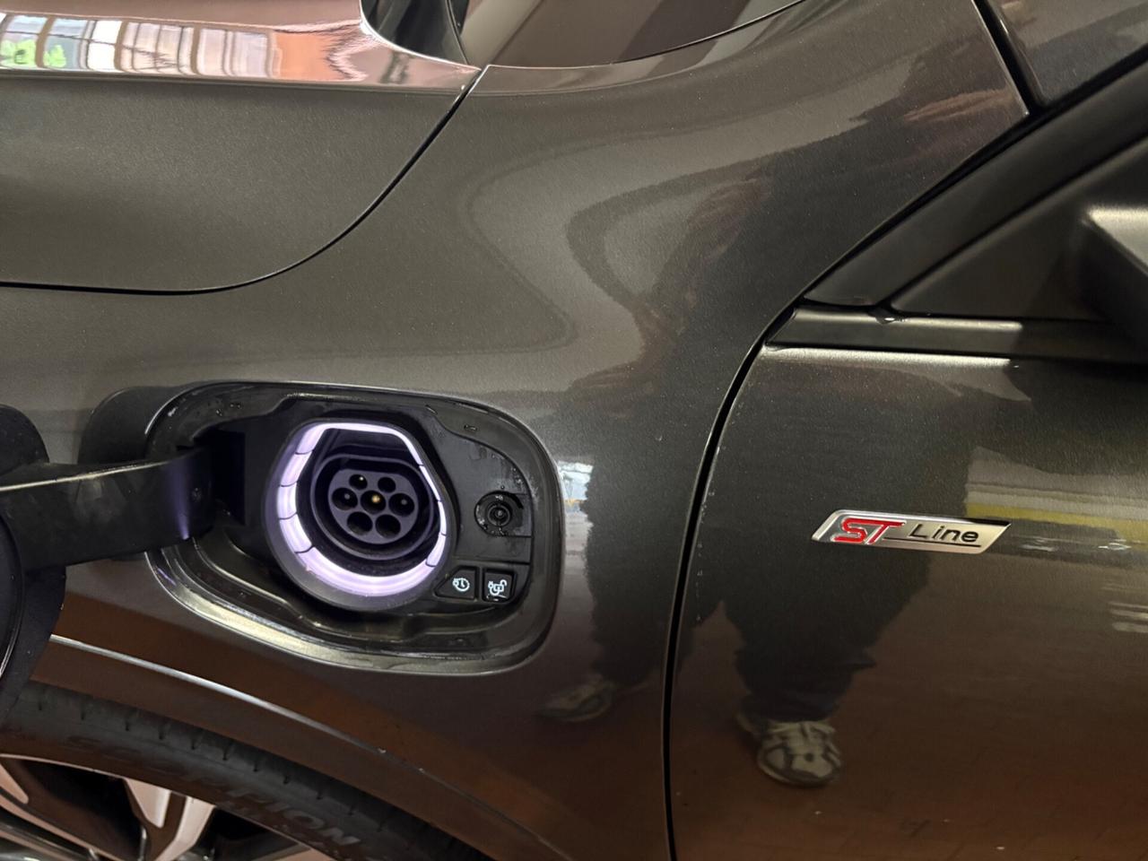 Ford Kuga 2.5 Plug In Hybrid 225 CV CVT 2WD ST-Line