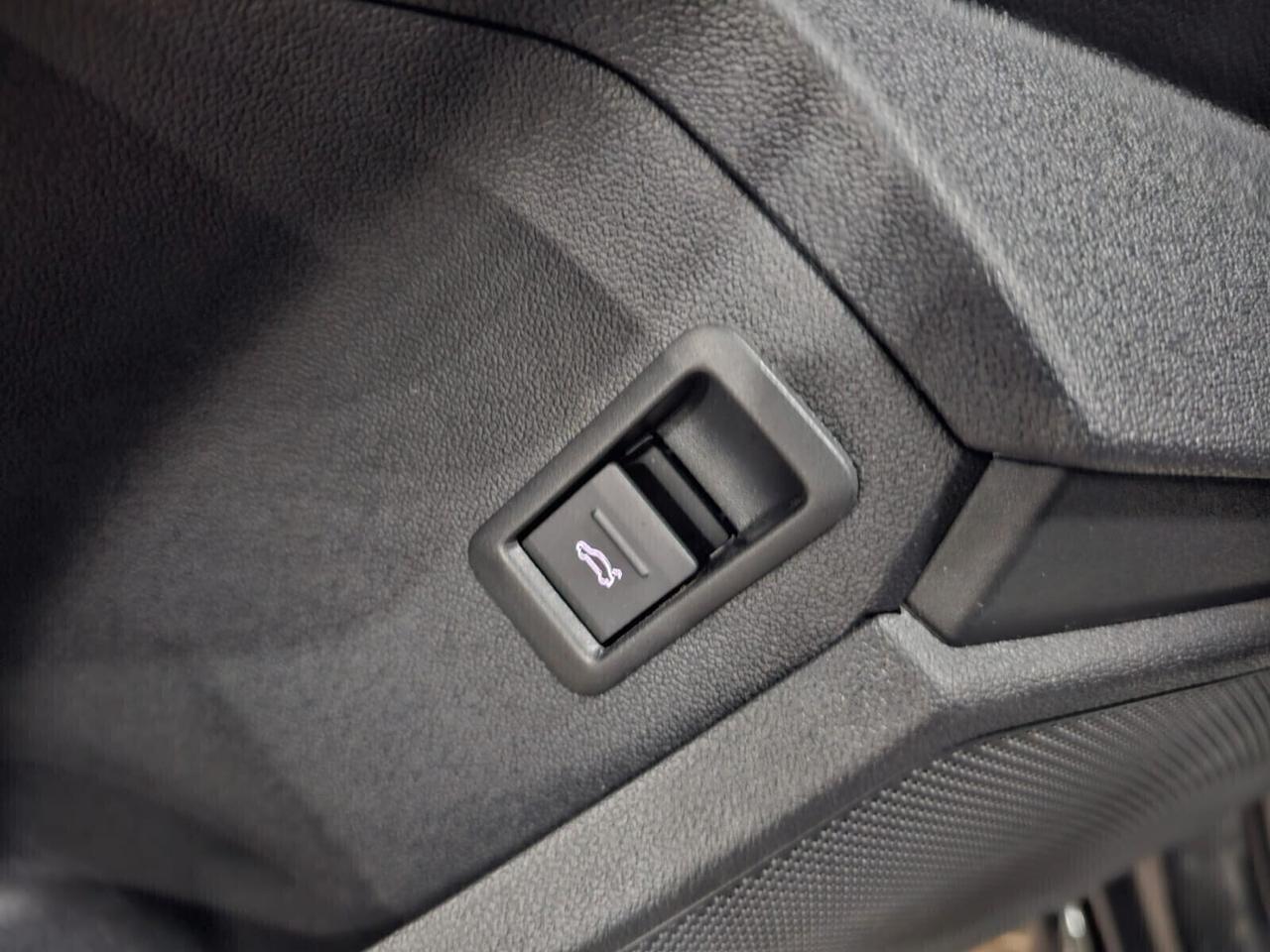 NUOVA AUDI A3 SPORTBACK S-LINE 35 TDI 150CV S-TRONIC IDENTITY BLACK