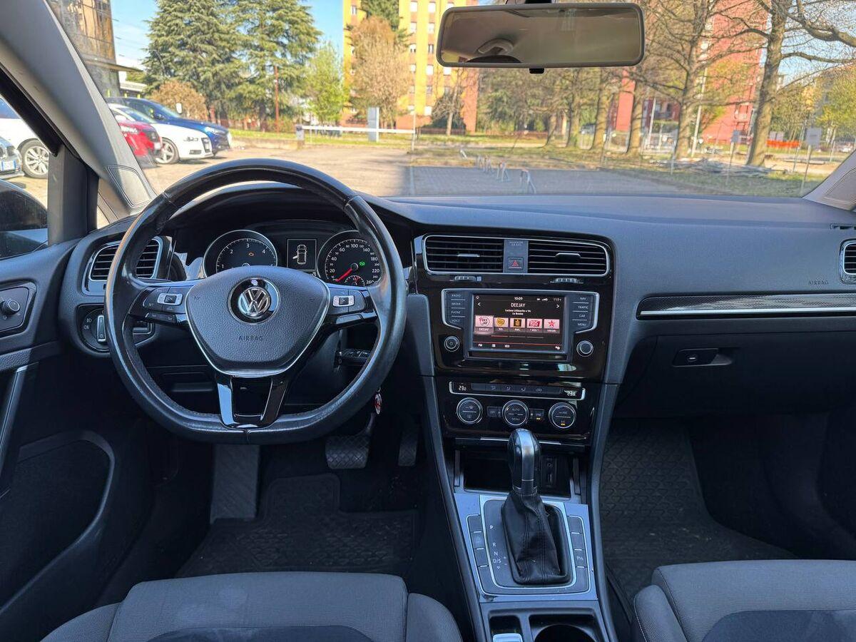 Volkswagen Golf 2.0 tdi Highline Executive 150cv 5p dsg E6