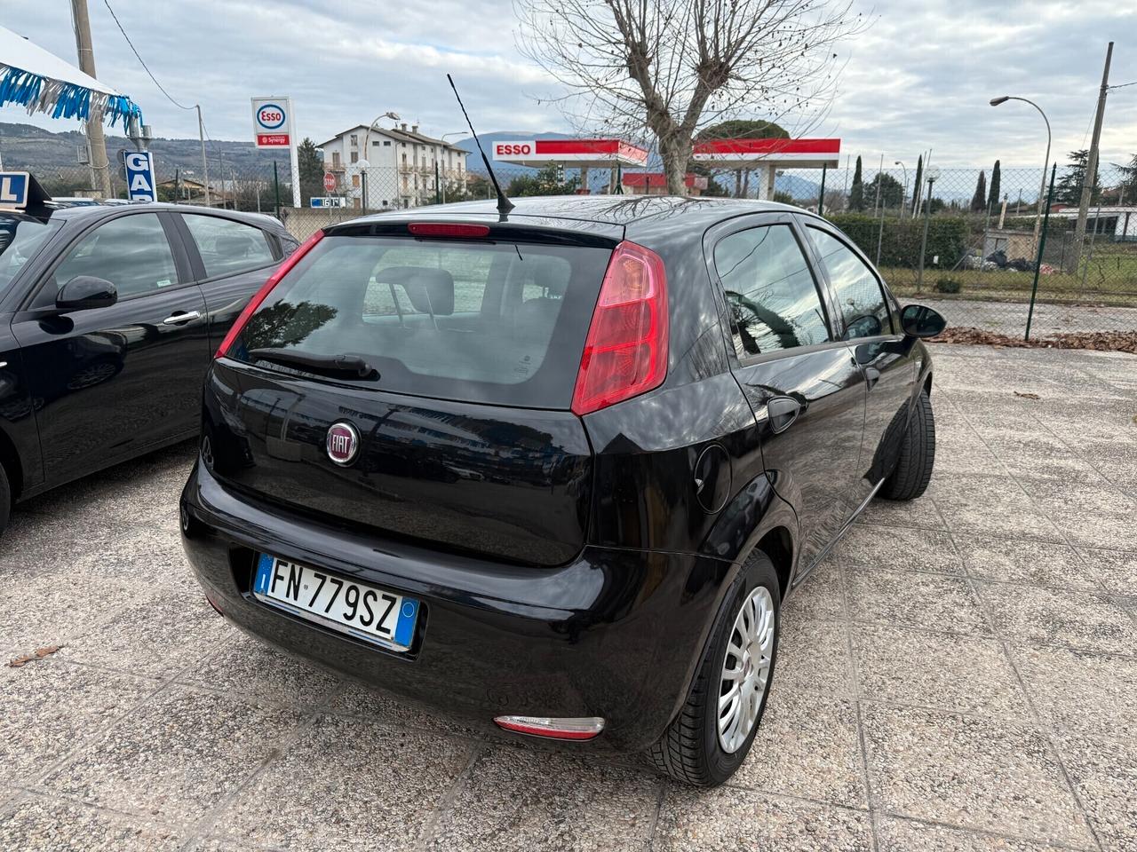" INTROVABILE " Fiat Punto 1.4 8V 5 porte GPL