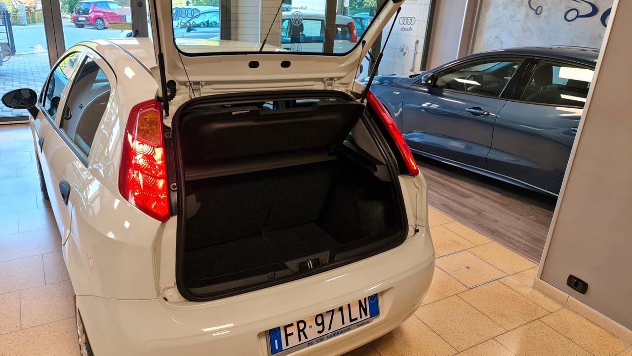 Fiat Punto 1.3 MJT II S&S 95 CV 5 porte Street