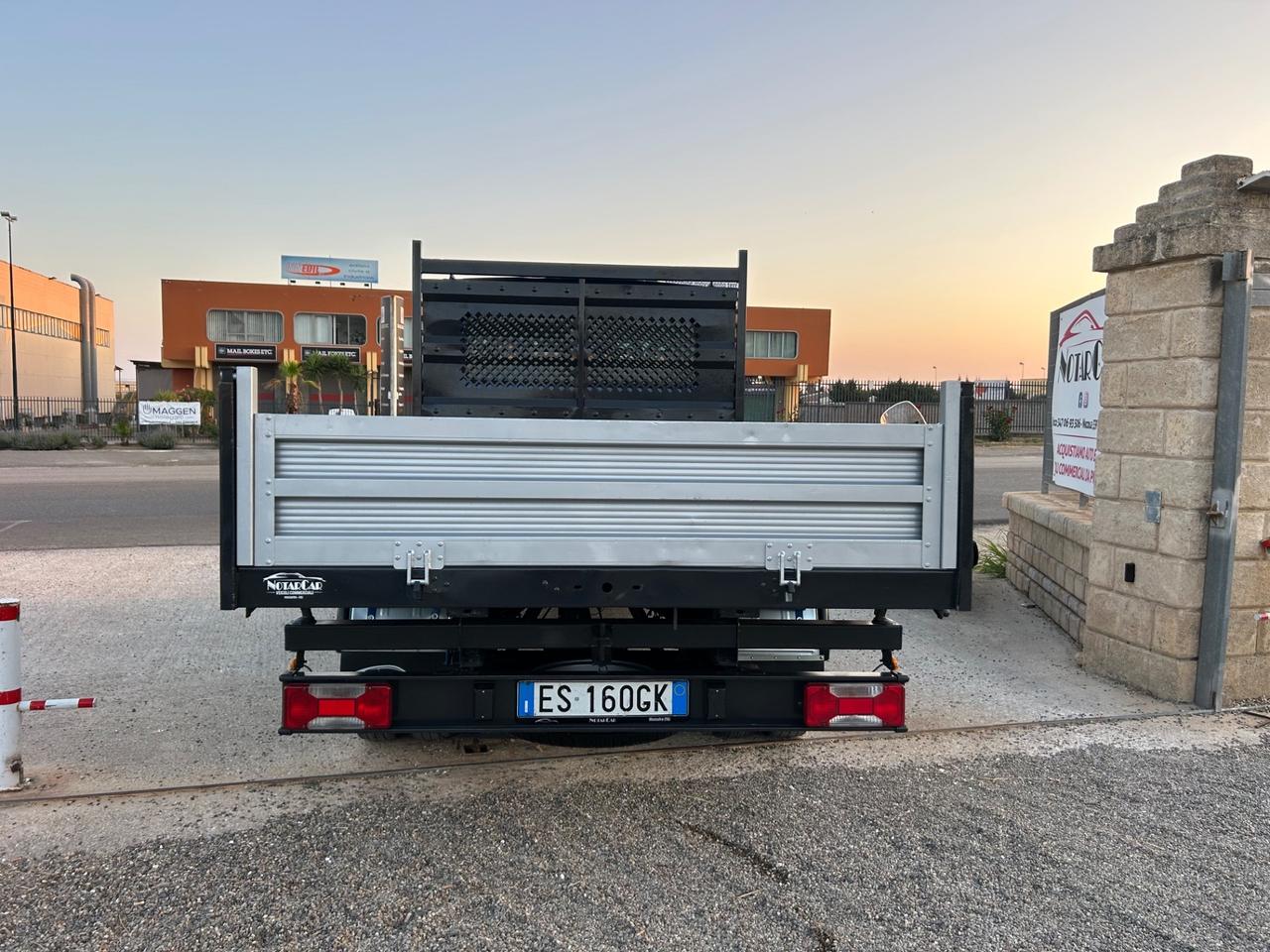 IVECO DAILY 35C11 RIBALTABILE TRILATERALE