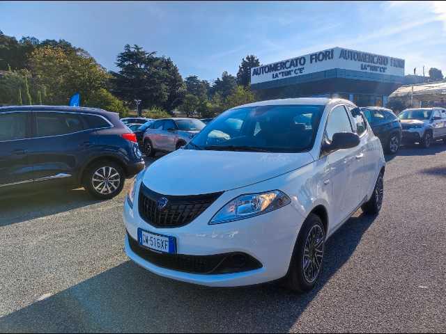 LANCIA Ypsilon 1.0 firefly hybrid Oro s&s 70cv