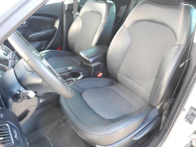 HYUNDAI iX35 2.0 CRDi 2WD 135cv - OK NEOPATENTATI -"DA VETRINA"