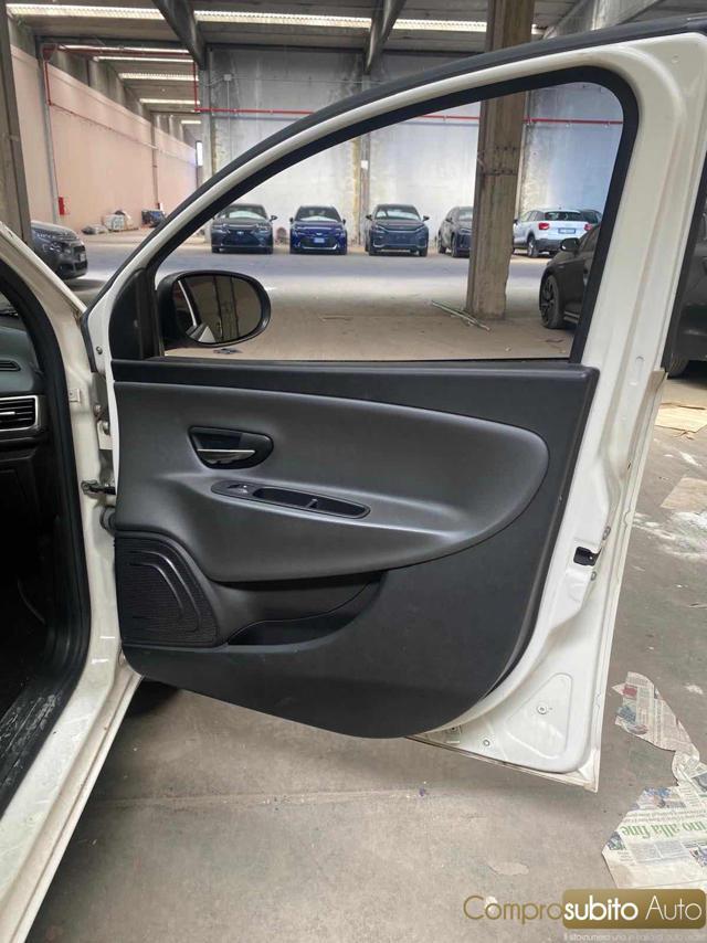 LANCIA Ypsilon 1.3 MJT 16V 95 CV 5 porte S&S Elefantino