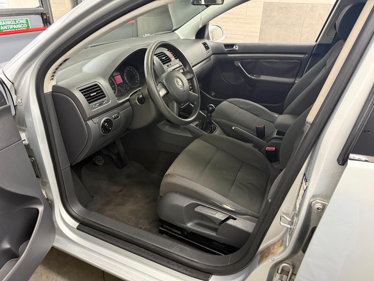 Volkswagen Golf 1.6 16V cat Variant Comfortline