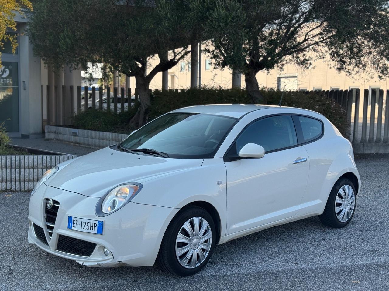 Alfa Romeo MiTo 1.3 JTDm-2 95 CV S&S Distinctive Sport Pack