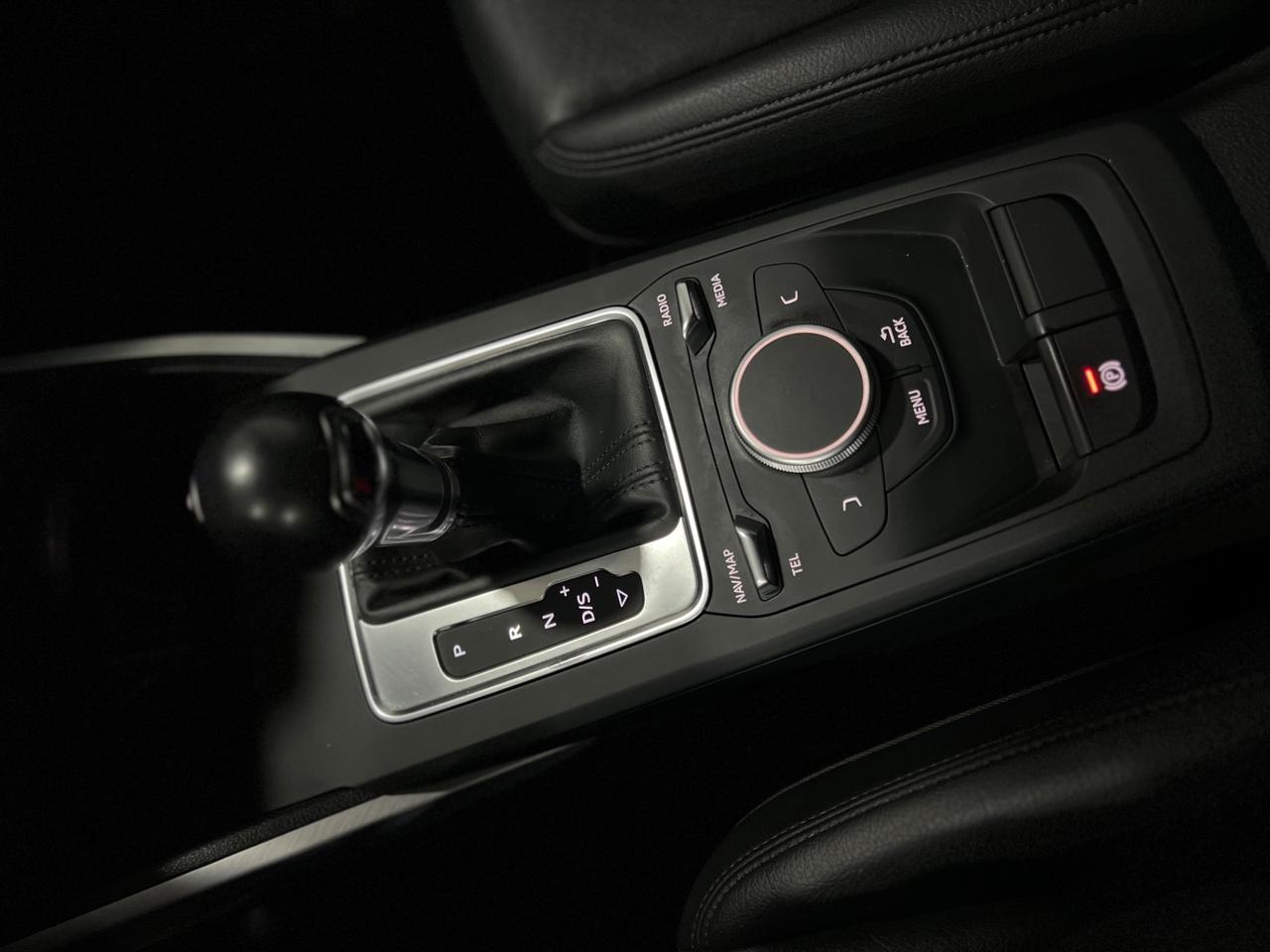 Audi Q2 1.6 TDI S -Tronic S Line 116 cv