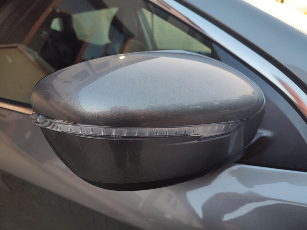NISSAN QASHQAI DEL 2014 1.5DIESEL STUPENDA ECONOMICA