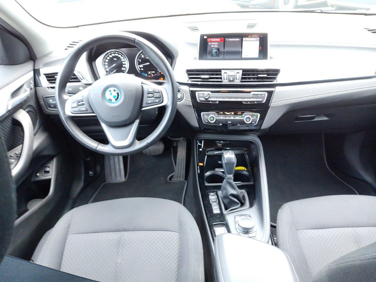 BMW X2 xdrive25e Business X auto