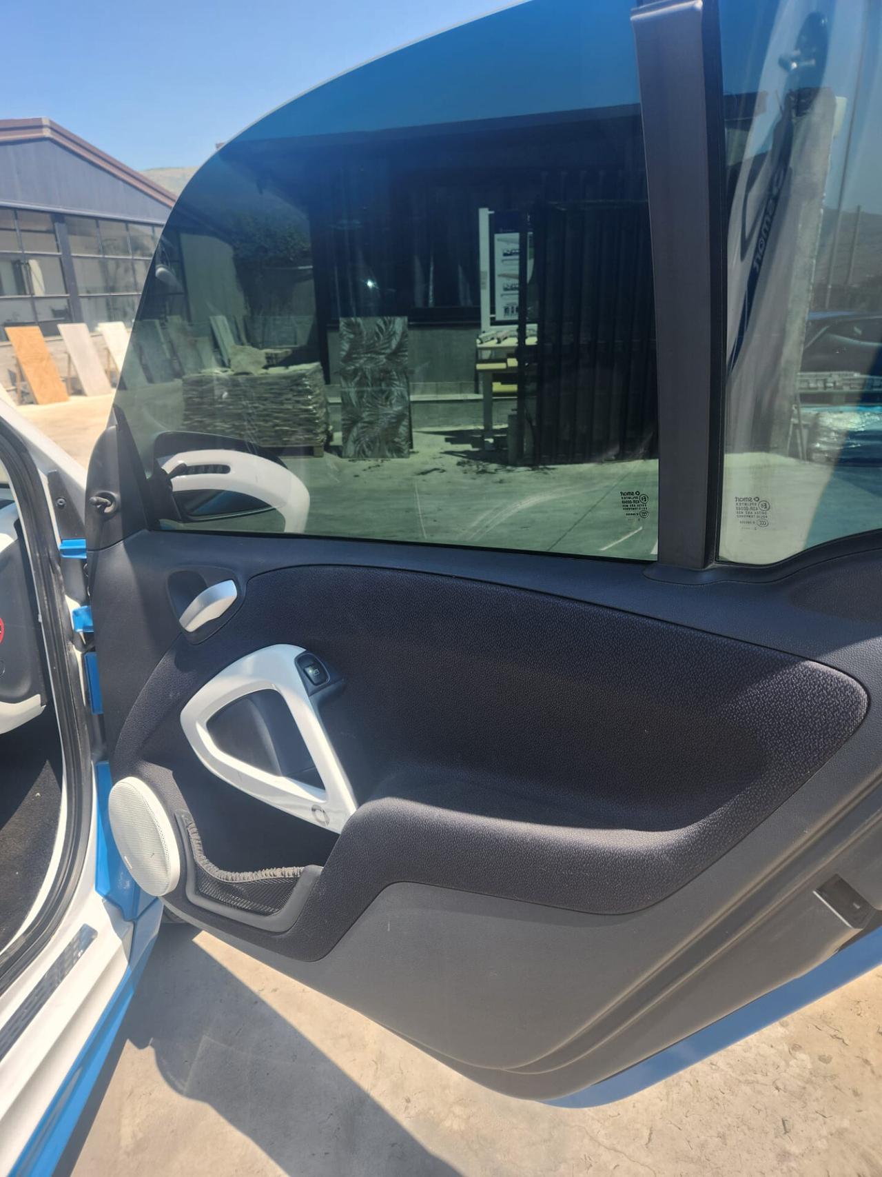 Smart ForTwo 1000 52 kW MHD coupé passion