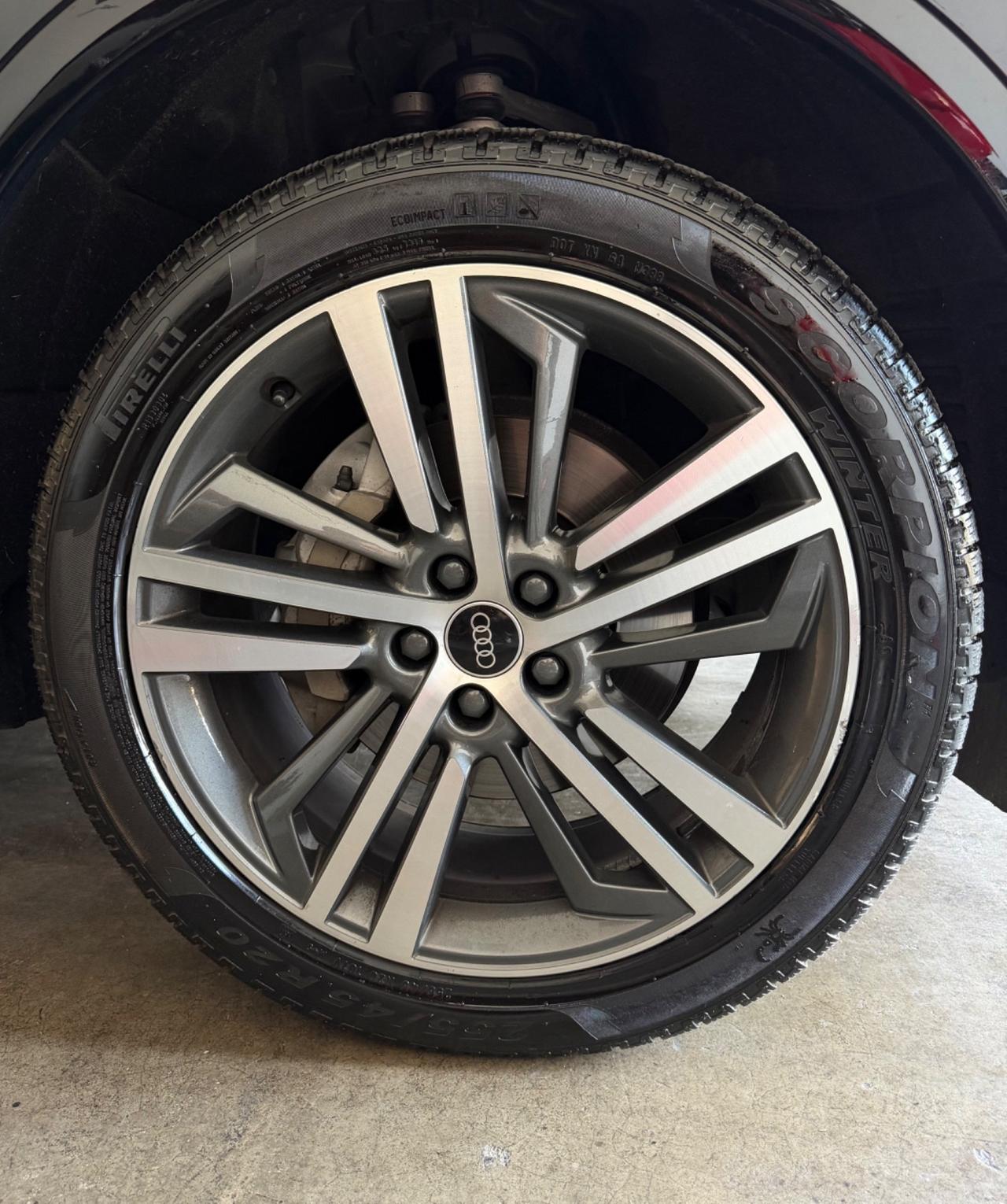 Audi Q5 Sportback 40 2.0 Tdi 204CV SLINE quattro