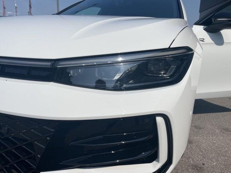 Volkswagen Passat 1.5 TSI EHYBRID R-LINE 272CV DSG