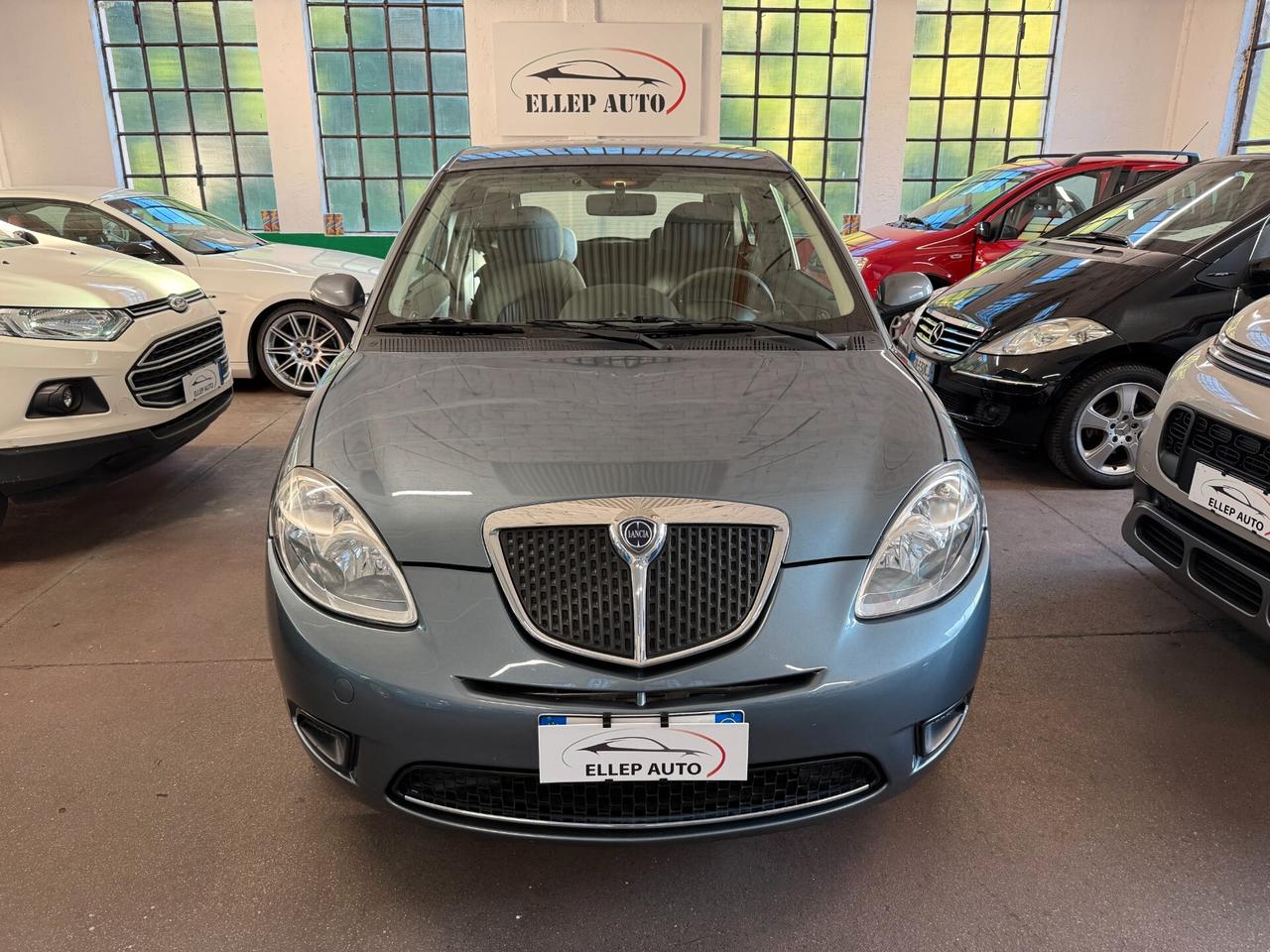 Lancia Ypsilon 1.2 Argento
