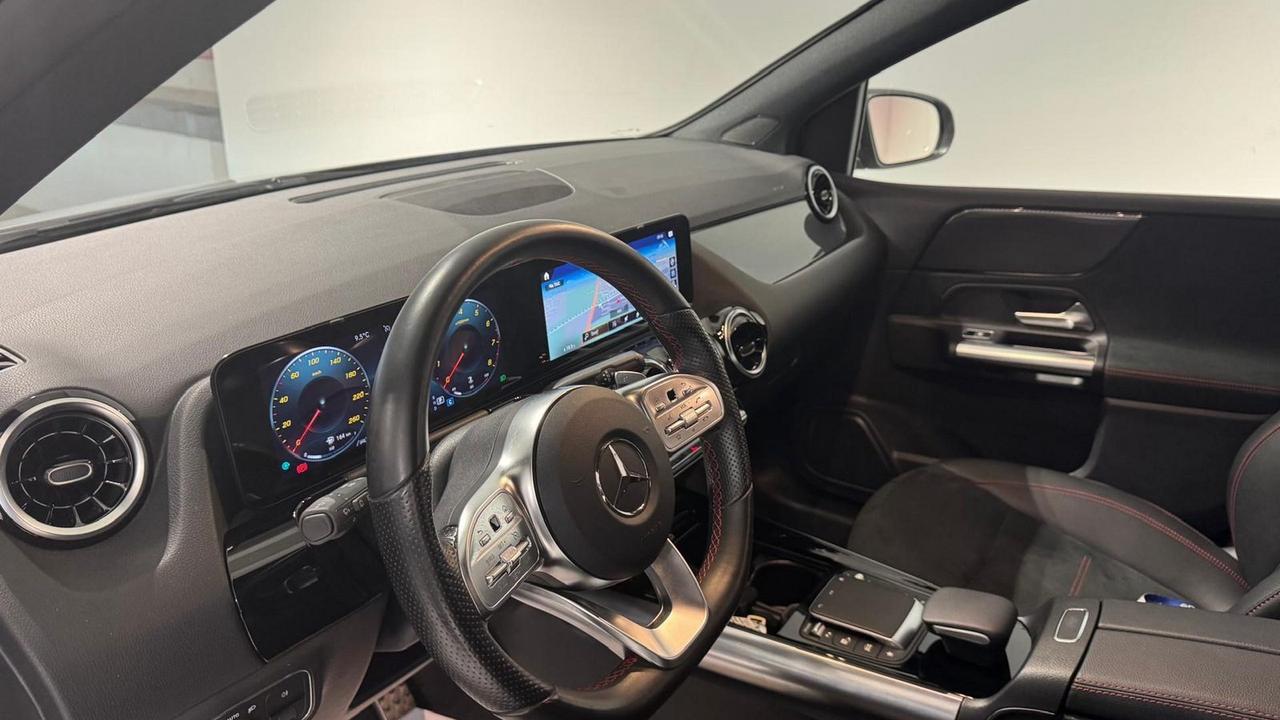 Mercedes-Benz B 180 Premium auto