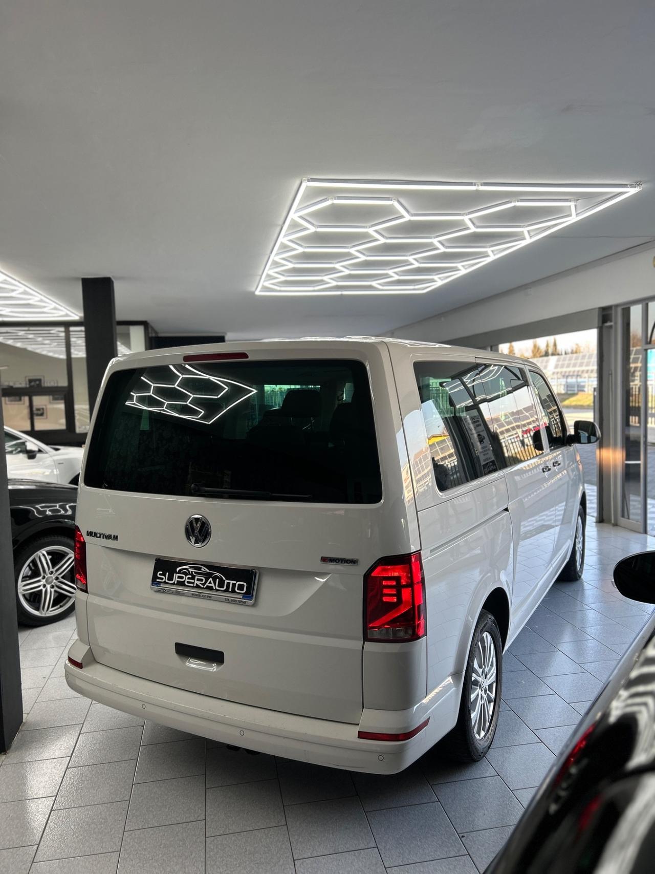 Volkswagen Multivan 2.0 TDI 150CV DSG 4Motion Highline