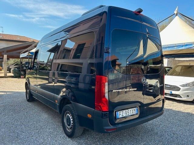 Mercedes-benz Sprinter K43/35 319 CDI RWD TA Tourer