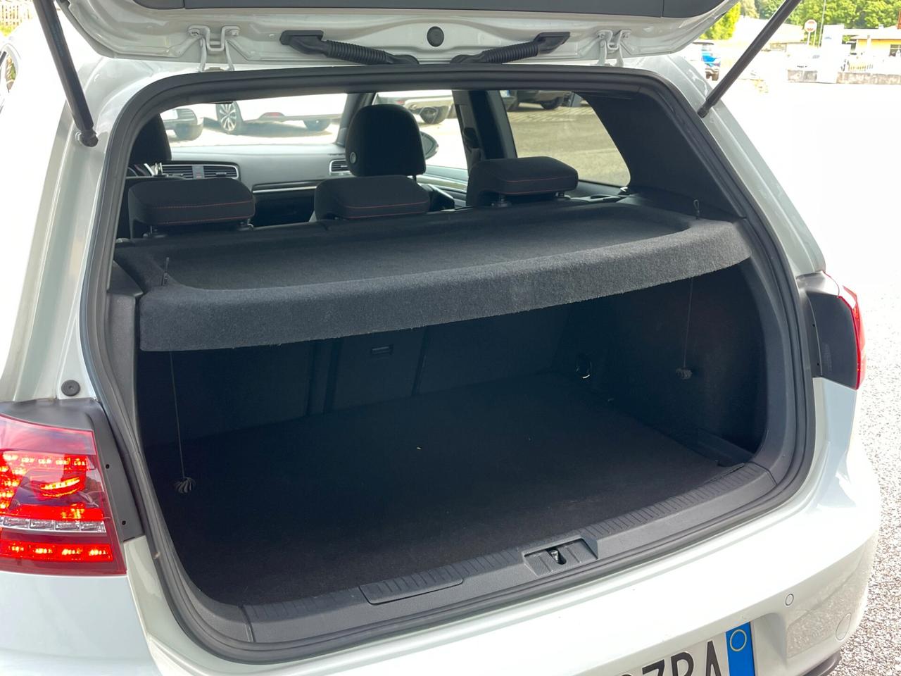 Volkswagen Golf GTI Performance 2.0 TSI 3p. "MANUALE"