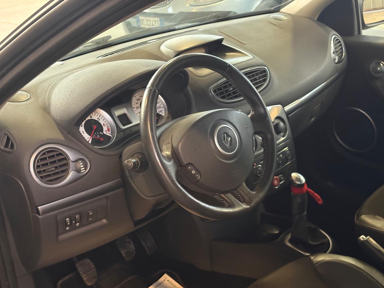 Renault Clio 1.2 16V 5 porte Rip Curl