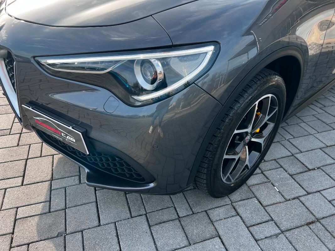 Alfa Romeo Stelvio 2.0 t Executive Q4 200cv auto