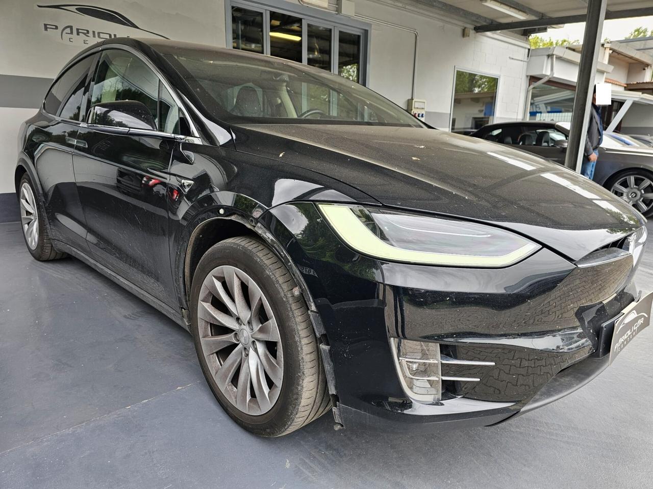 Tesla Model X 100d