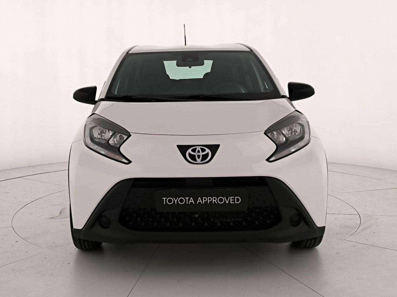 Toyota Aygo x 1.0 active 72cv s-cvt